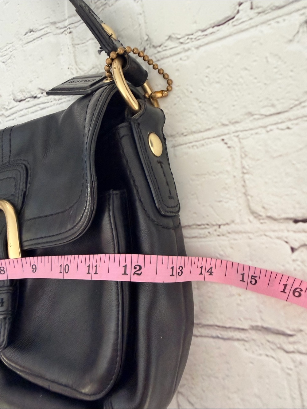 SOLD✅ Coach Black Leather Shoulder Bag with Gold Hardware - Picture 13 of 13